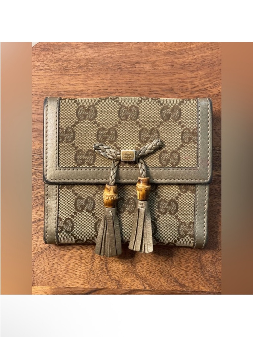 ✨ Diva’s essentials👆AUTHENTIC GUCCI BAMBOO TASSEL WALLET | Beige Taupe✨ - Picture 4 of 15